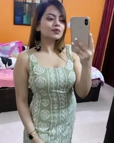 Call Girl in Pratapnagar